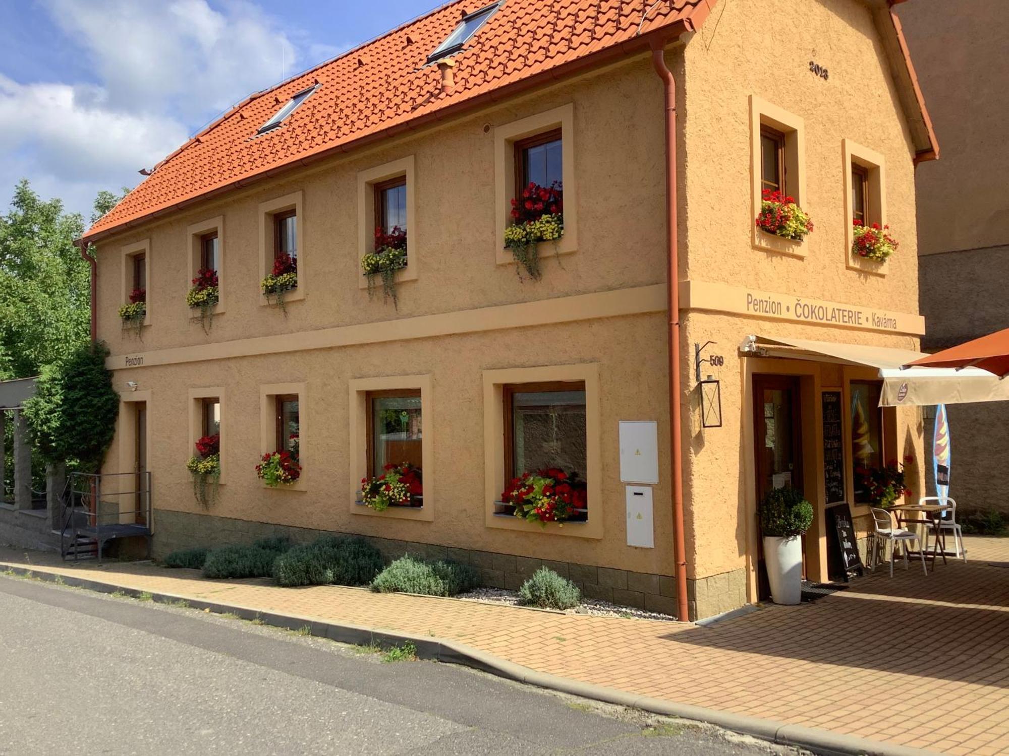 Penzion Cokolaterie Trebenice Buitenkant foto
